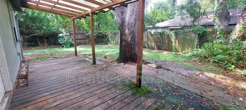 Clearwater Condo: 15530 58th Street North