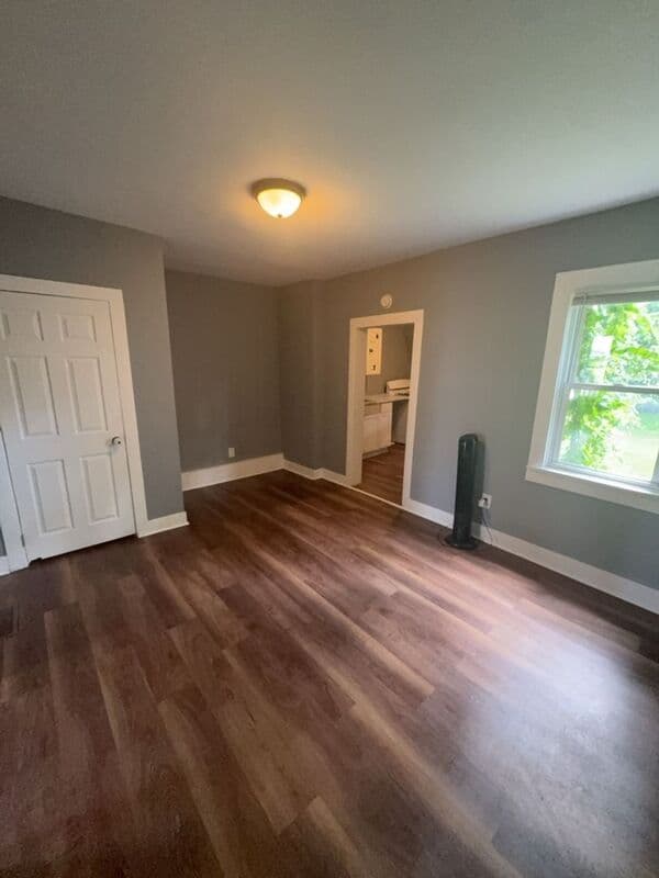 Scranton Townhome: 1404-1412 Sanderson Ave