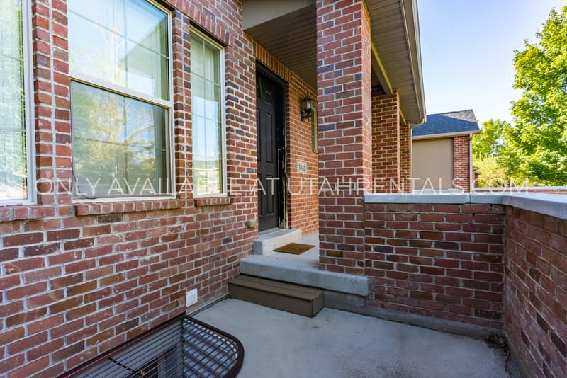 Lehi House: 3342 N 150 W