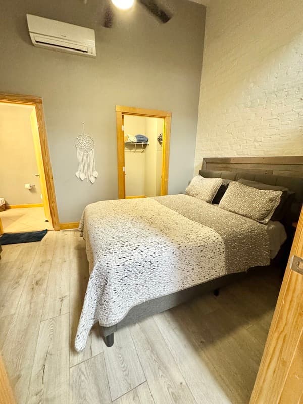 Richmond Condo: 114 Virginia St