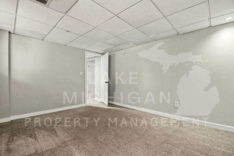 Kentwood Condo: 5838 Christie Avenue Southeast