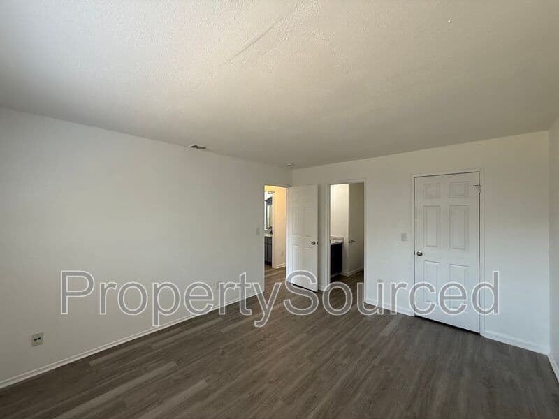 Stockton Townhome: 1944 Hickock Ct