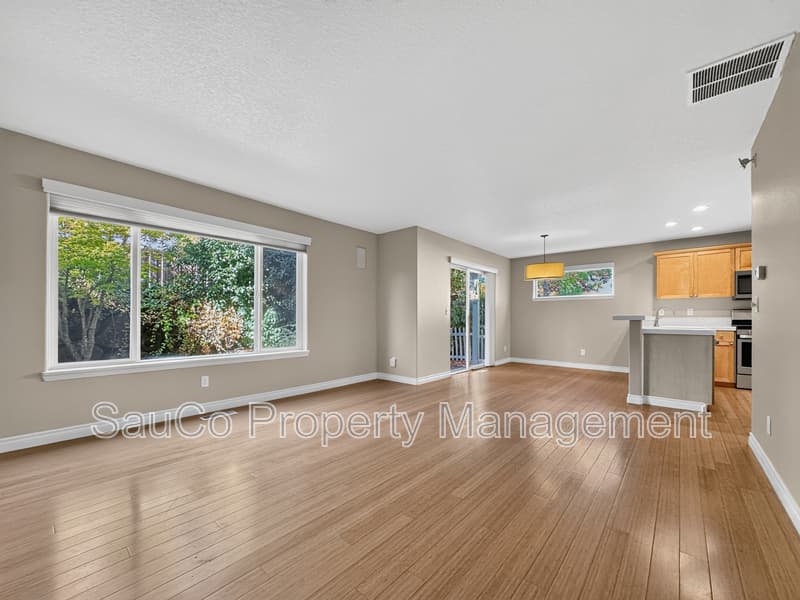 Beaverton House: 16705 Northwest Arizona Drive