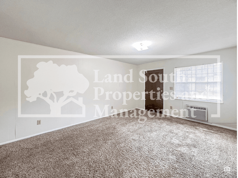 Lakeland House: 620 N. Lake Avenue
