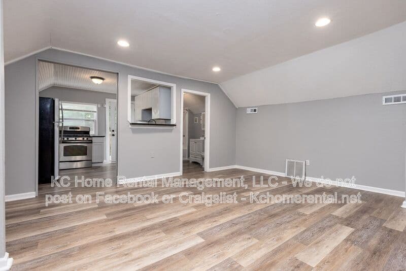 Kansas City House: 1111 W. 44th St.