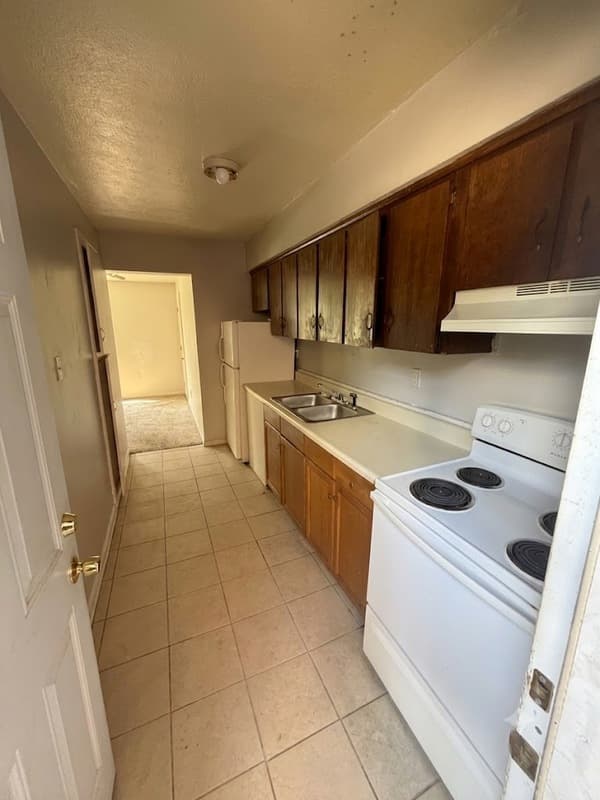 Columbus Condo: 2220 Ticknor Drive - 9