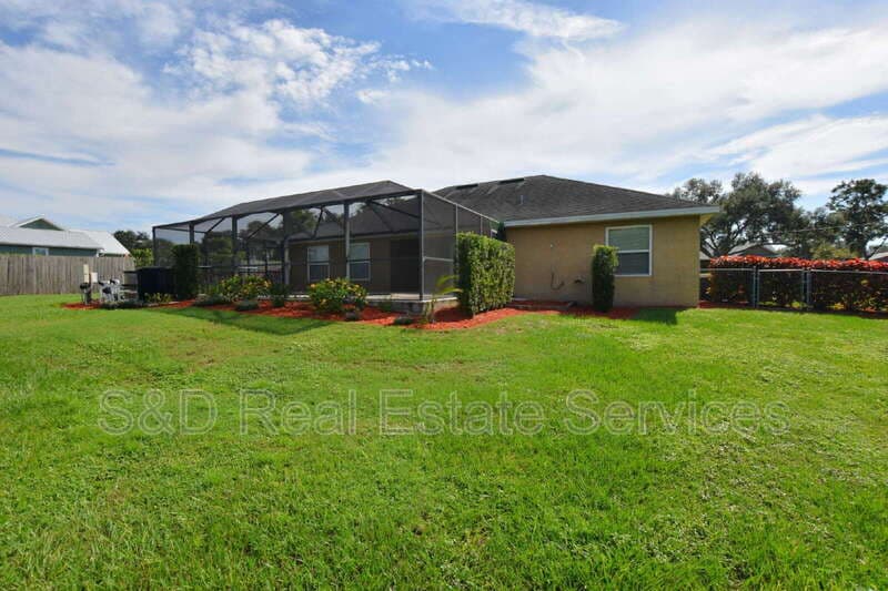 Lakeland House: 5029 1st St. SE