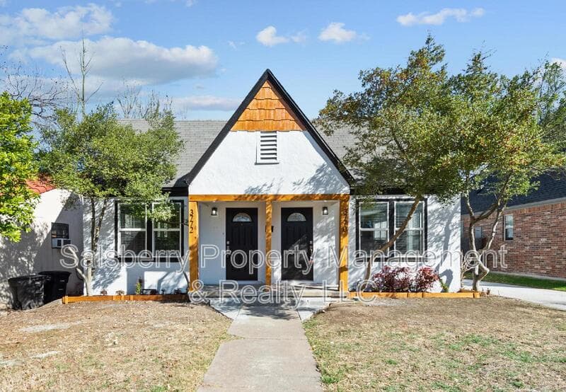 Fort Worth House: 3770 W. 6th Street