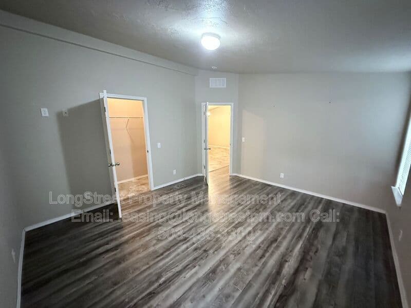 Philomath House: 209 N 9th St