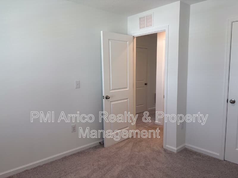 Gibsonton Townhome: 6371 Kay Morgan Lane