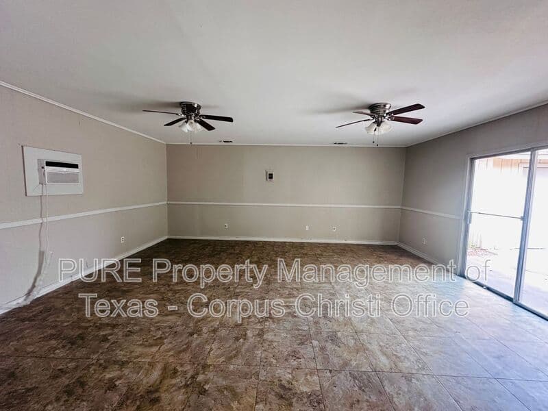 Corpus Christi, House: 3842 Tiger Lane