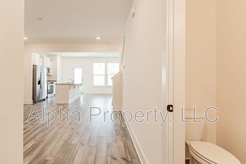 Moore Townhome: 1086 Millison Pl