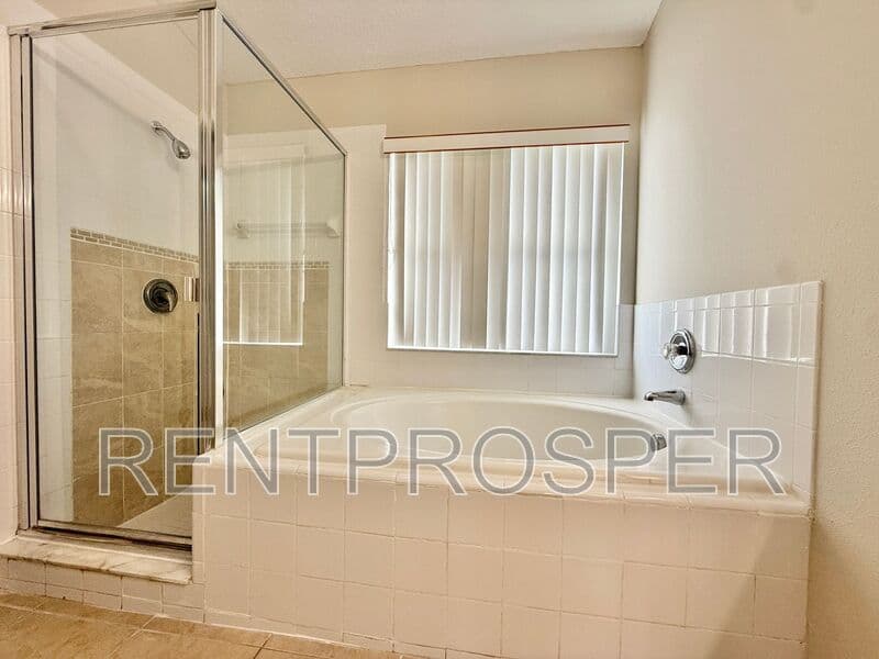Kissimmee House: 4059 Sunny Day Way