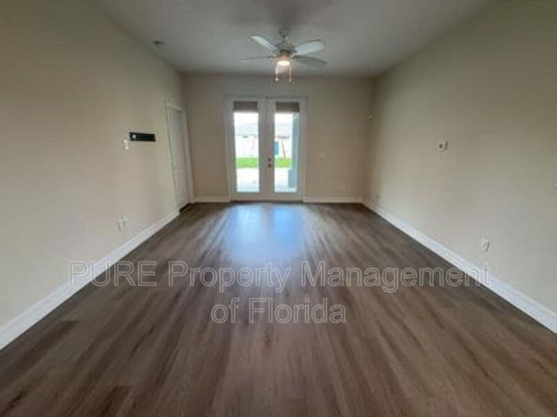 Ocala House: 13831 Sw 33rd Terr