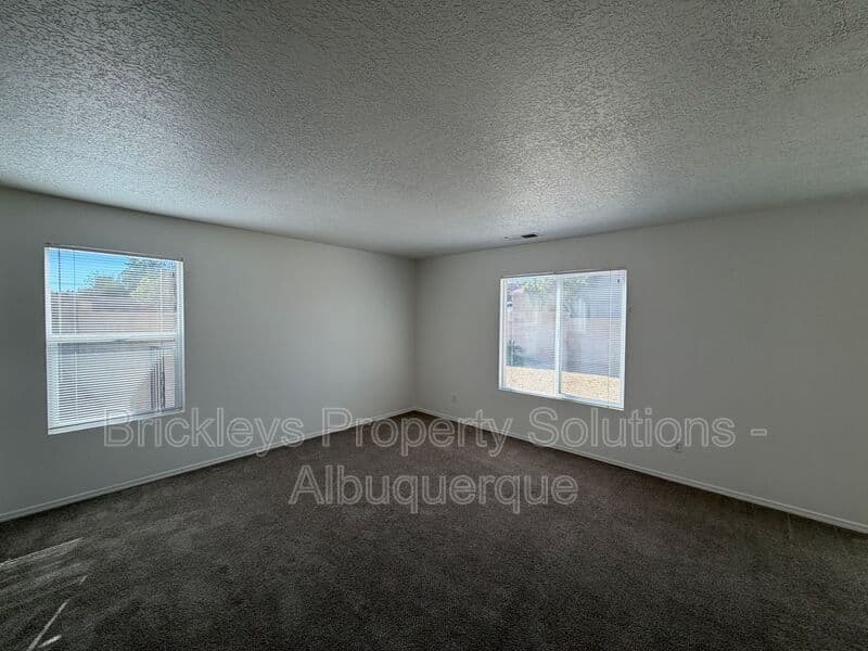 Albuquerque House: 6027 Park South Pl NW