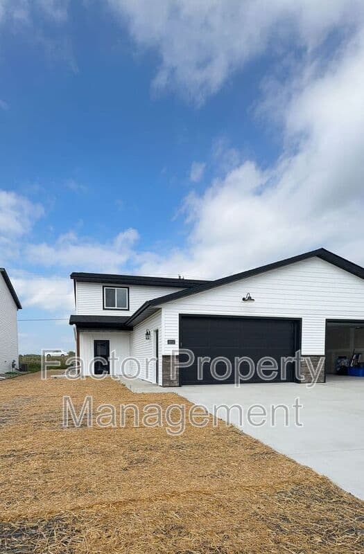 Mankato Townhome: 3212 Scotch Lane