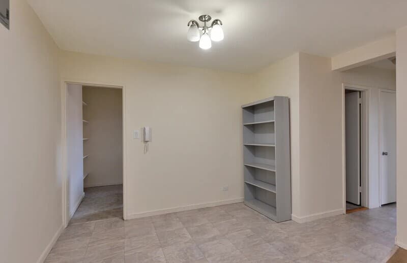 Flushing Condo: 14455 Melbourne Ave