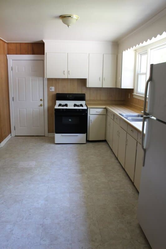 Glassboro House: 320 Victoria Street