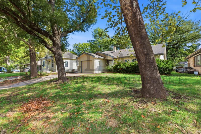 Wichita House: 1542 North Salina Avenue