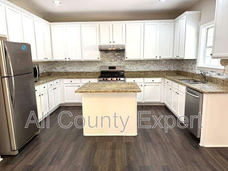 Lawrenceville House: 1794 Taylor Oaks Drive