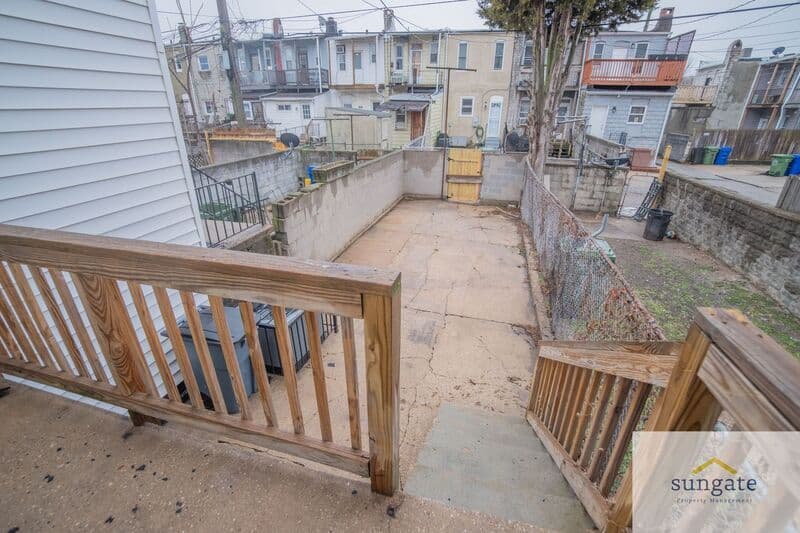 Baltimore Townhome: 3205 Esther Pl
