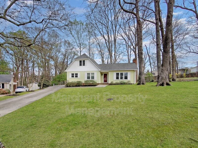 Simpsonville House: 121 Coalmont Court