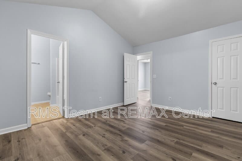 Decatur House: 2262 Cobb Creek Dr