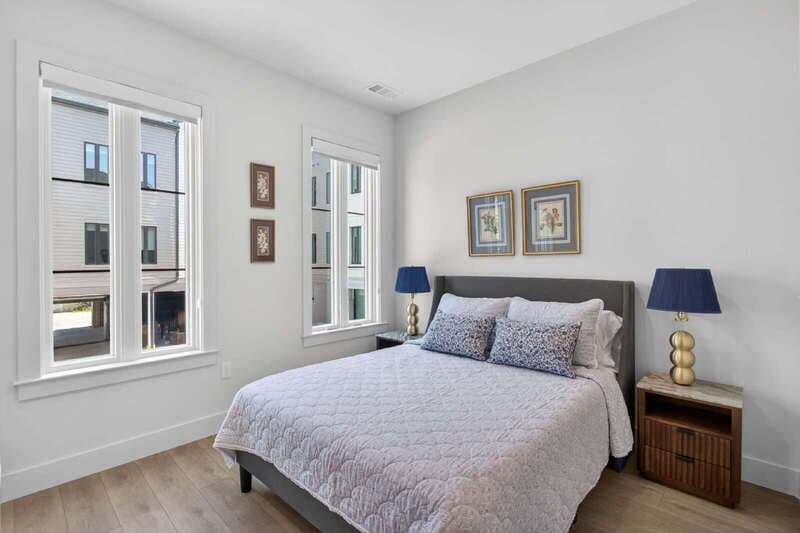 Savannah Condo: 2613 Montgomery Street