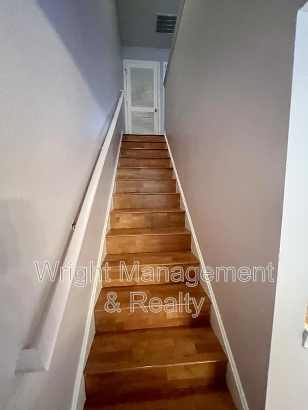 Tampa Townhome: 8710 Sheldon Creek Boulevard