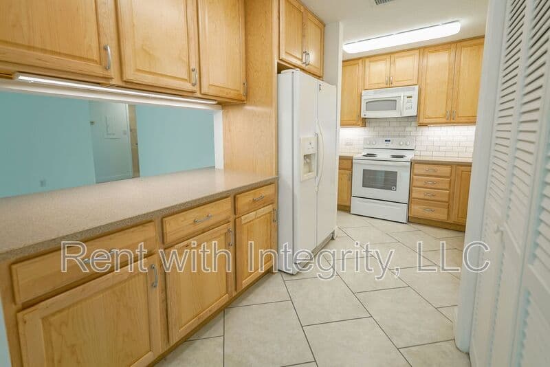 Tallahassee House: 251-A Villas Ct. S
