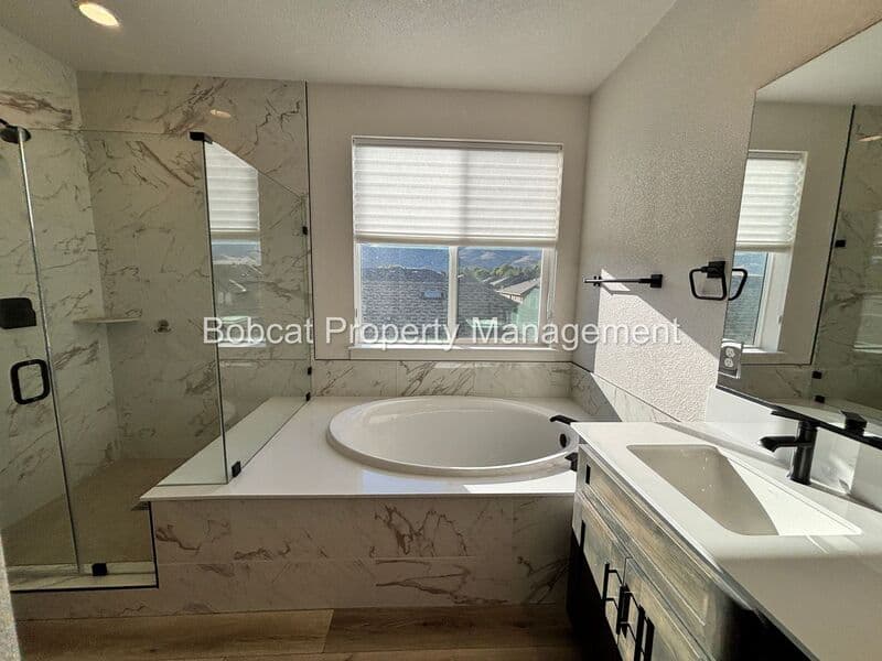 Carson City House: 1128 Grove St