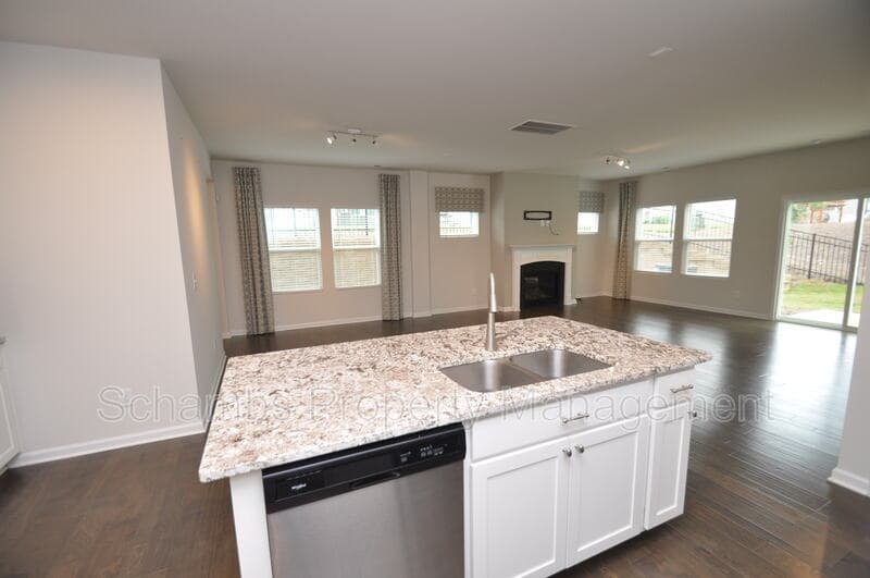 Apex Townhome: 1107 Doe Blossom Ln