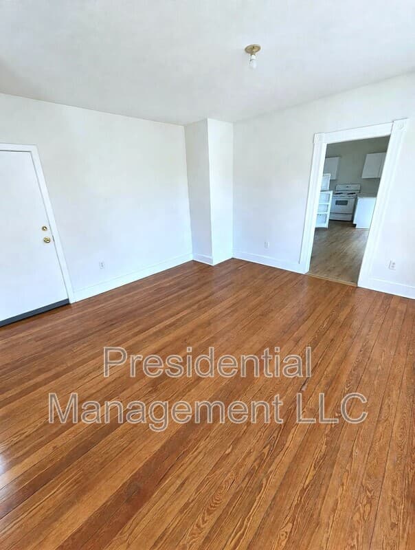Waterbury Condo: 503 Baldwin St