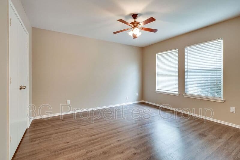 Justin House: 1901 Foxfield Wy