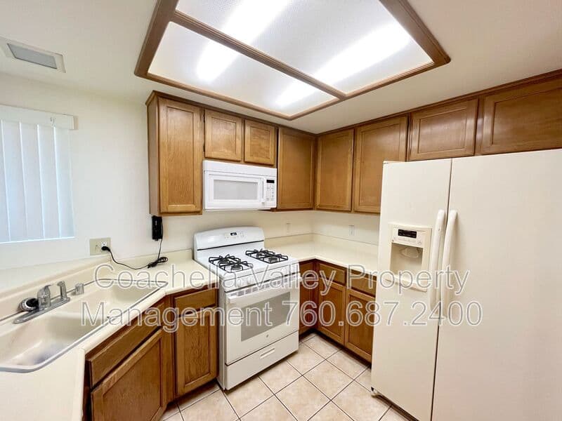 Bermuda Dunes House: 41680 Maroon Town Drive