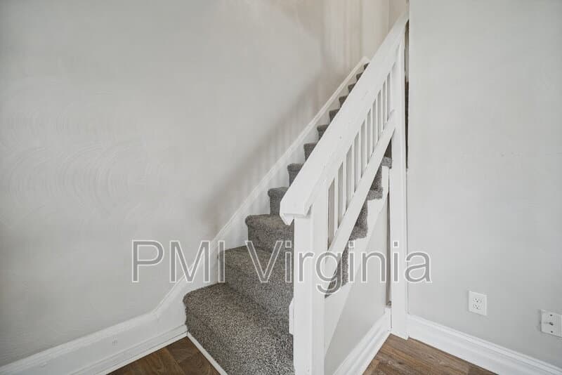 Portsmouth Condo: 16 Connor Pl