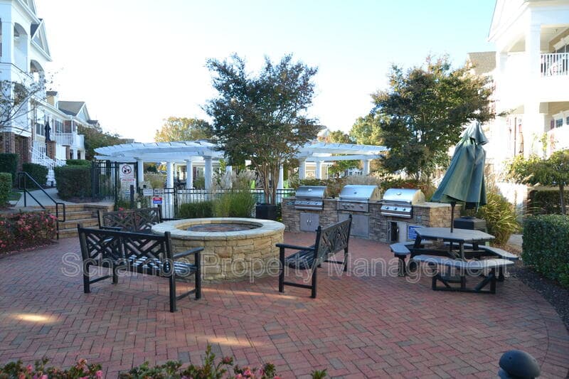 Raleigh Condo: 10410 Sablewood Dr