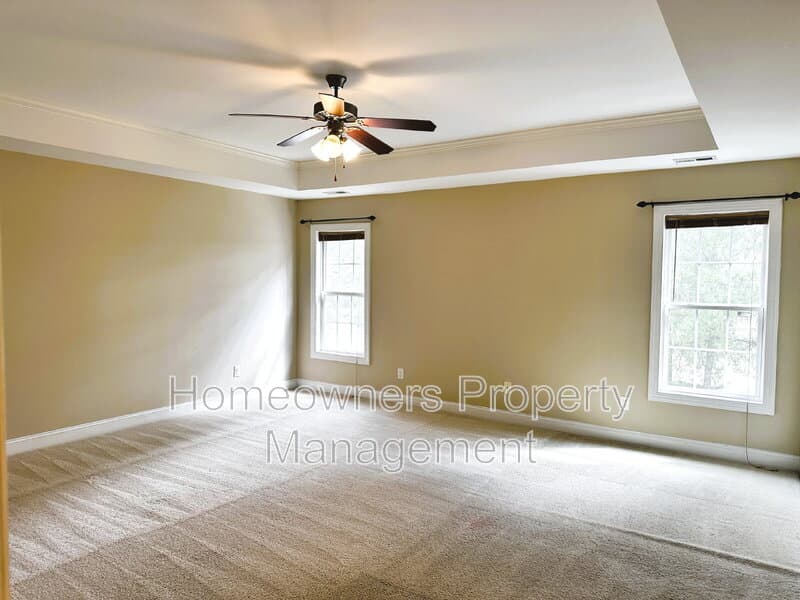 Fayetteville House: 4041 Windy Fields Dr