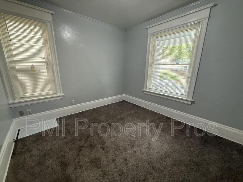 Milwaukee Condo: 1939 N 37th St