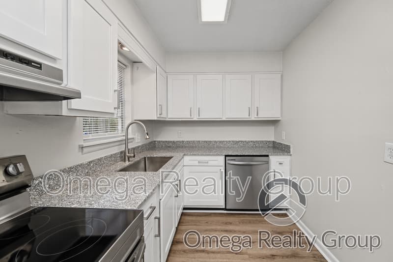 Hoover Condo: 3205 Spring Aire Ct