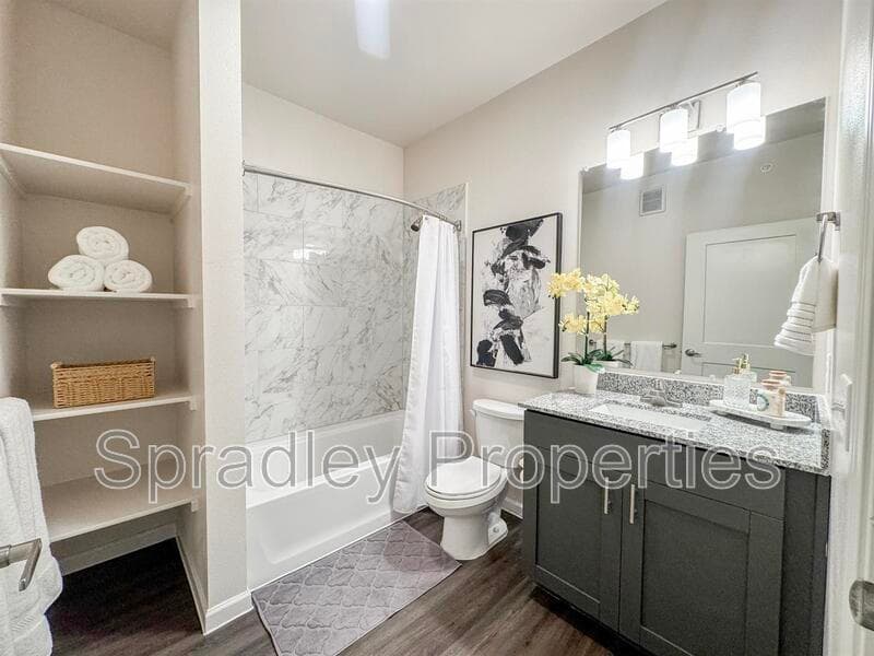 Belton Condo: 710 Shine St.