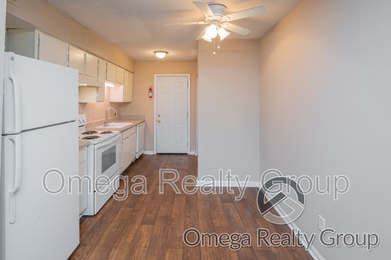 Phenix City Apartment: 901 25th Ave
