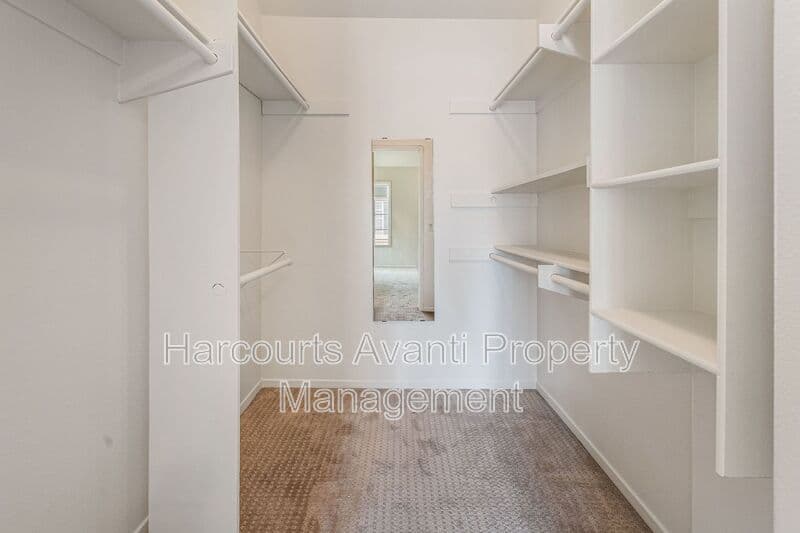 San Diego Condo: 12507 El Camino Real