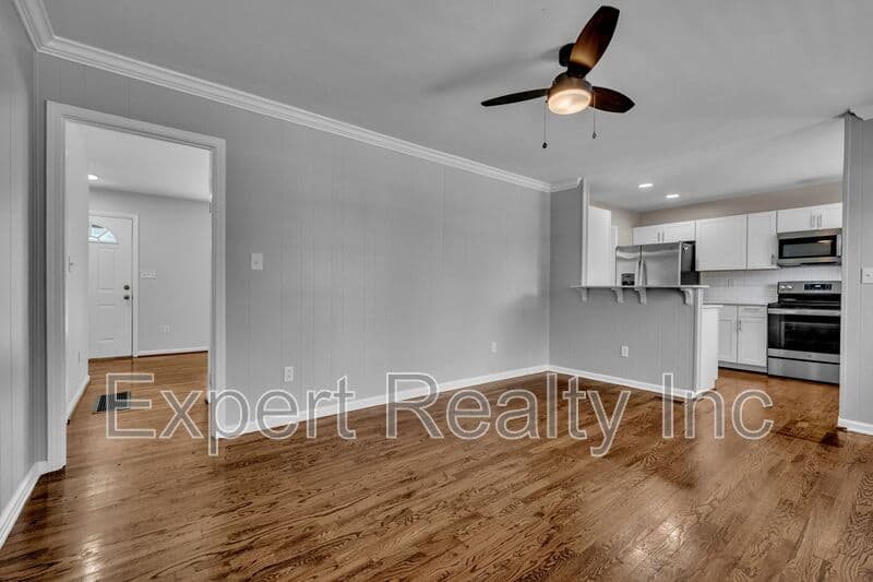 Alabaster House: 1064 Caribbean Circle