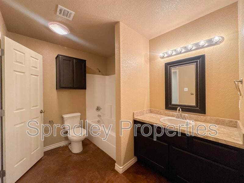 Belton Condo: 1562 Vani Ct