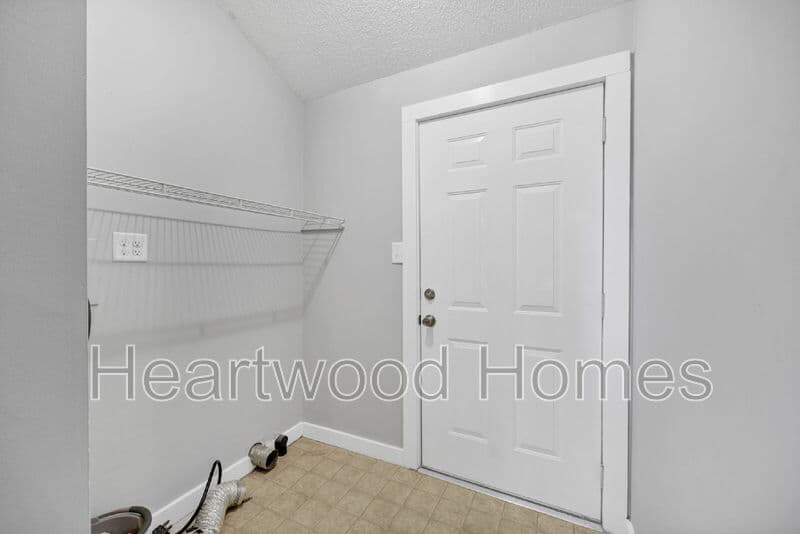 Columbia Condo: 117 Church Street
