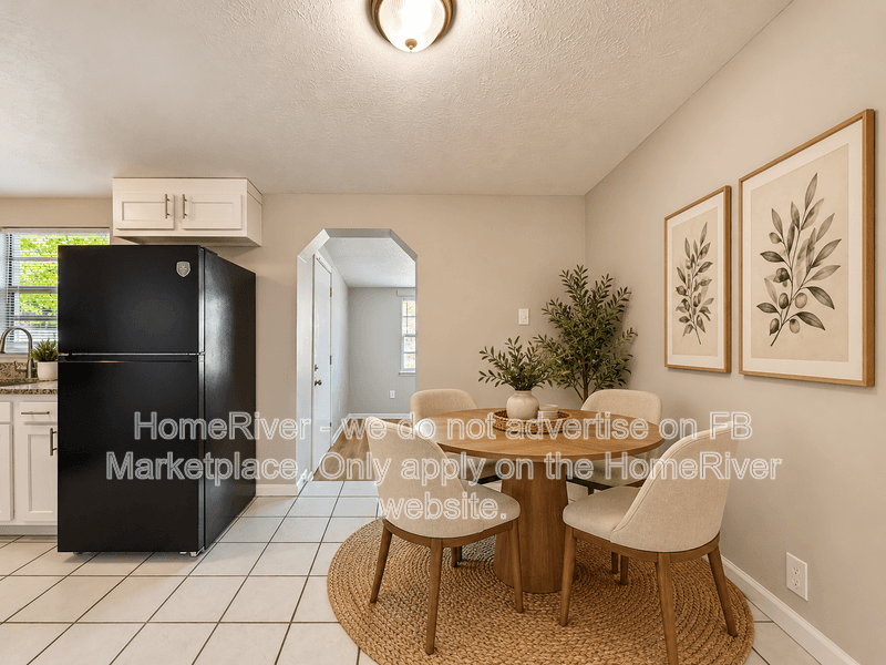 Jacksonville House: 4231 Sabine Dr
