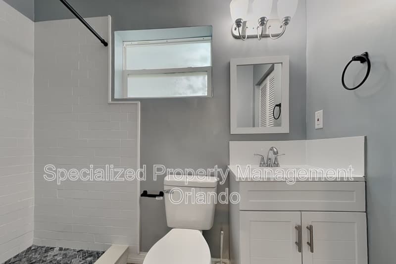 Orlando House: 561 Raleigh St