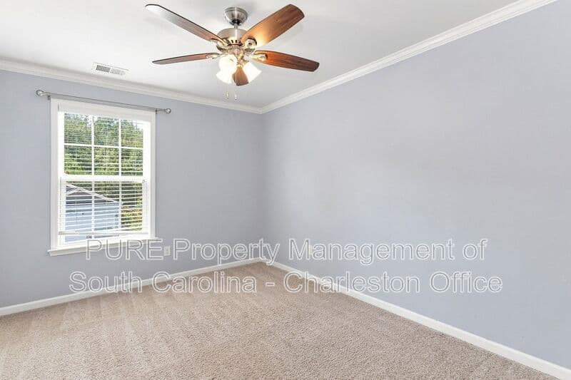 Ladson House: 9802 Seed St