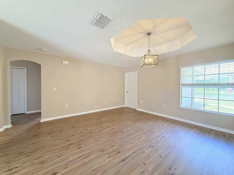 Weeki Wachee House: 10300 Noddy Tern Road